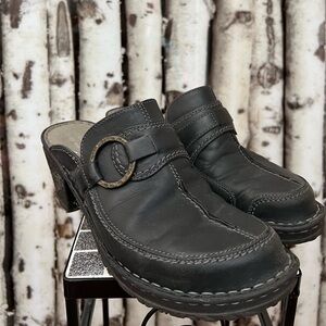 Josef  Seibel Mules * Used Condition wear on heels) size 40.  US. size 8.5-9